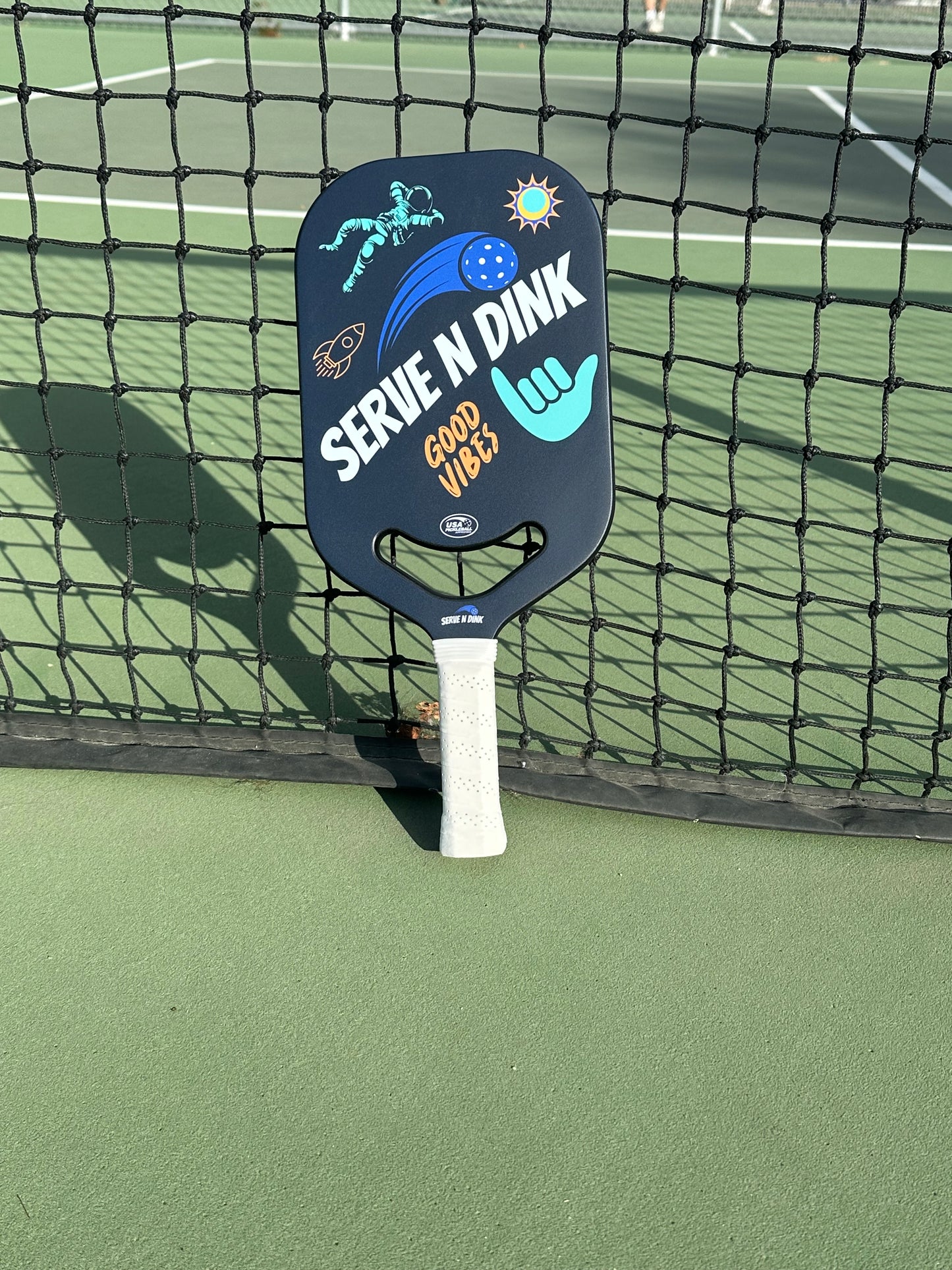 Serve N Dink - Edgeless Pickleball Paddle - T700 Carbon Fiber - Elongated - Thermoformed - Rocket Paddle